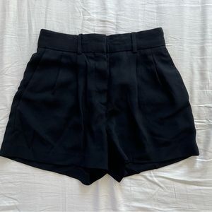 BABATON Pleated 3” Short Aritzia Black size 00